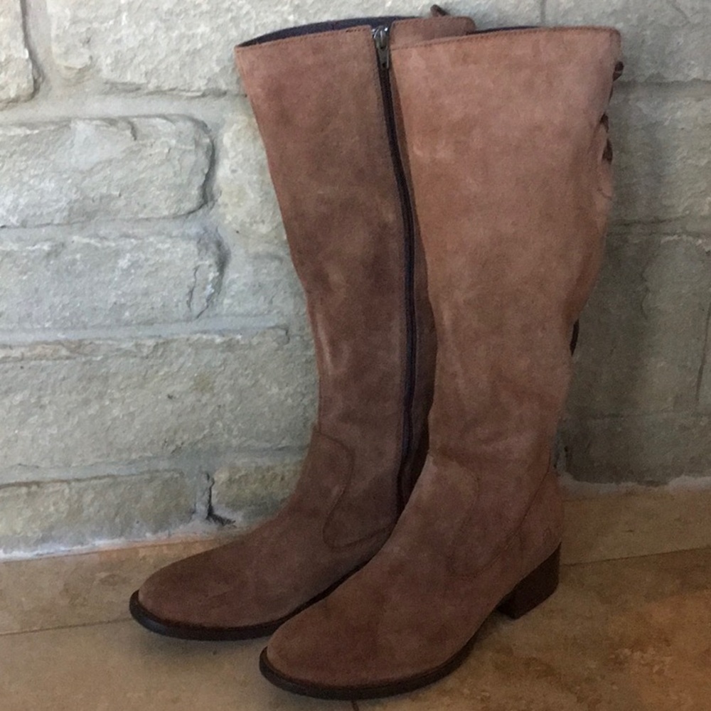 Born Boots size 9 New! Leather Boots